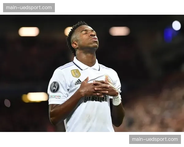 纪录片《瞬息之间》上映,跟踪拍摄一支欧冠球队整个赛季的转换战术部署