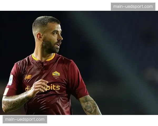 官方：罗马边卫斯皮纳佐拉与俱乐部完成一年续约