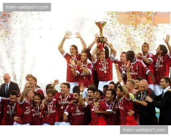 阿莱格里承认米兰退出争冠序列，专注欧冠资格争夺